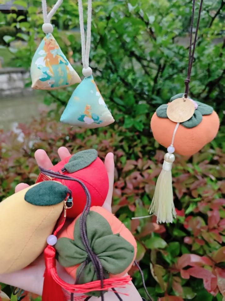 图：香囊成品展示